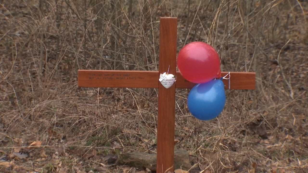 Balloons Released In Remembrance Of Murdered Wagoner Co. Teen