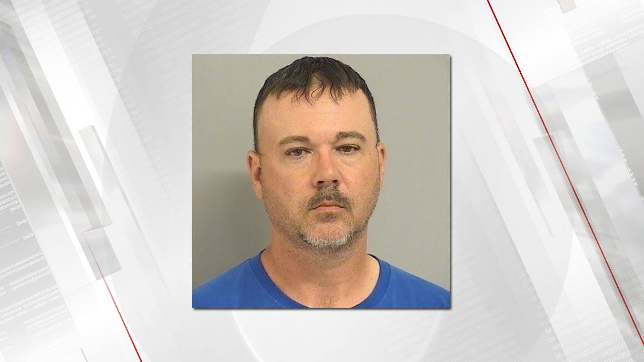 Lori Fullbright: TPD: Convicted Sex Offender Arrested For Exposing Himself In Parking Lot