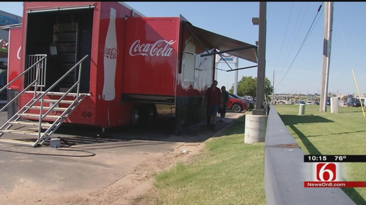 Simulator Shows Oklahoma Drivers Dangers Of Texting And Driving