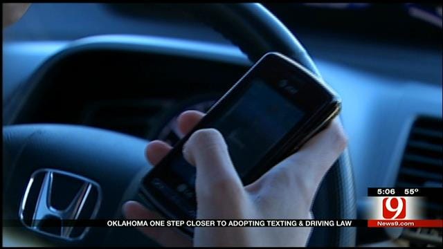 Oklahoma One Step Close To Adopting Texting And Driving Law