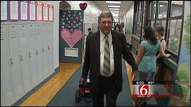 TPS Superintendent Goes On Walking, Hand Shaking Tour Of Tulsa Schools