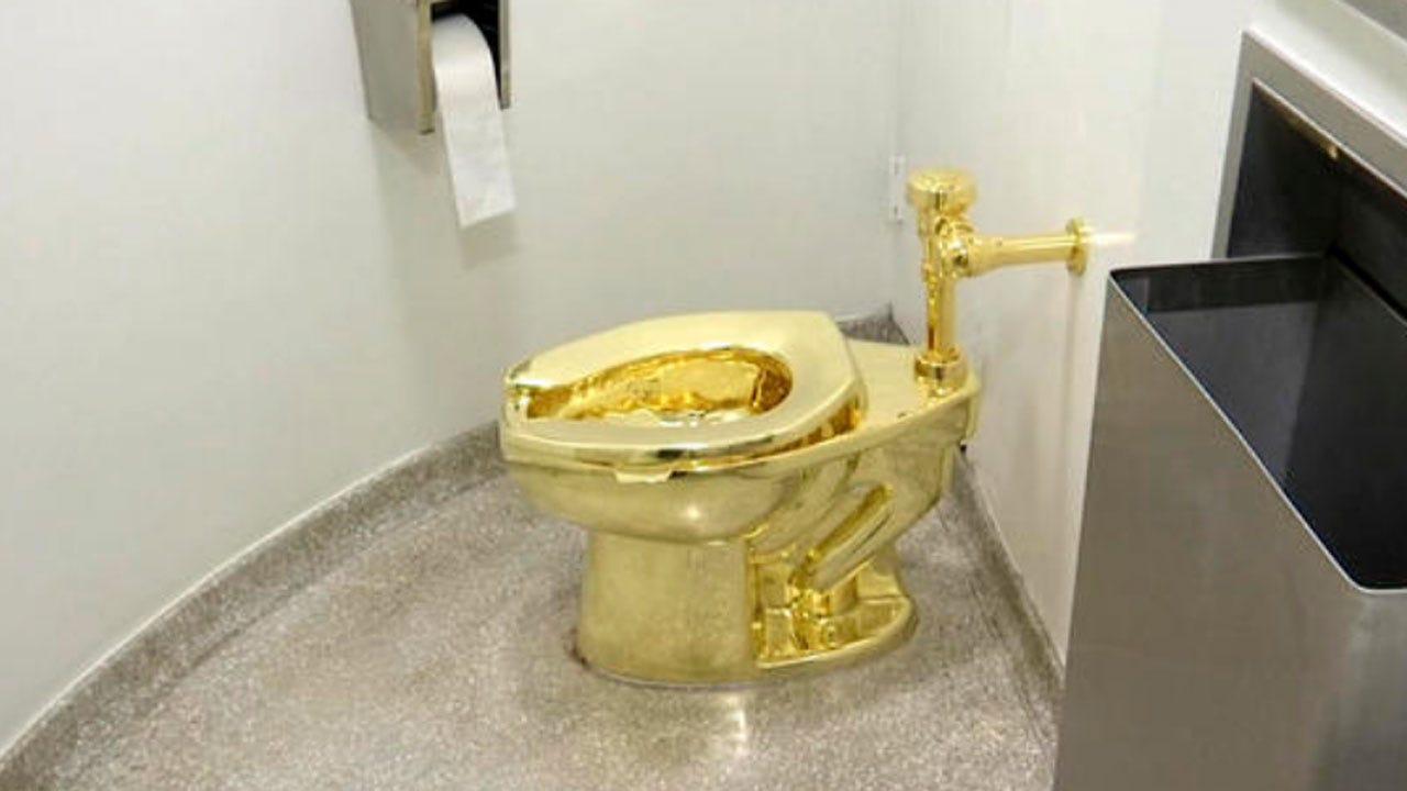 $1.25 Million Solid Gold Toilet Stolen From Winston Churchill's Birthplace