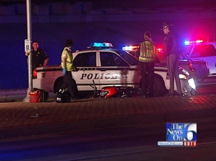 Tulsa Police Car Hits Motorcycle, Injuring Two