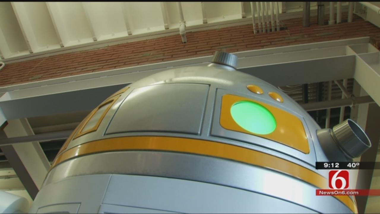 Tulsa Man Builds Star Wars Droid