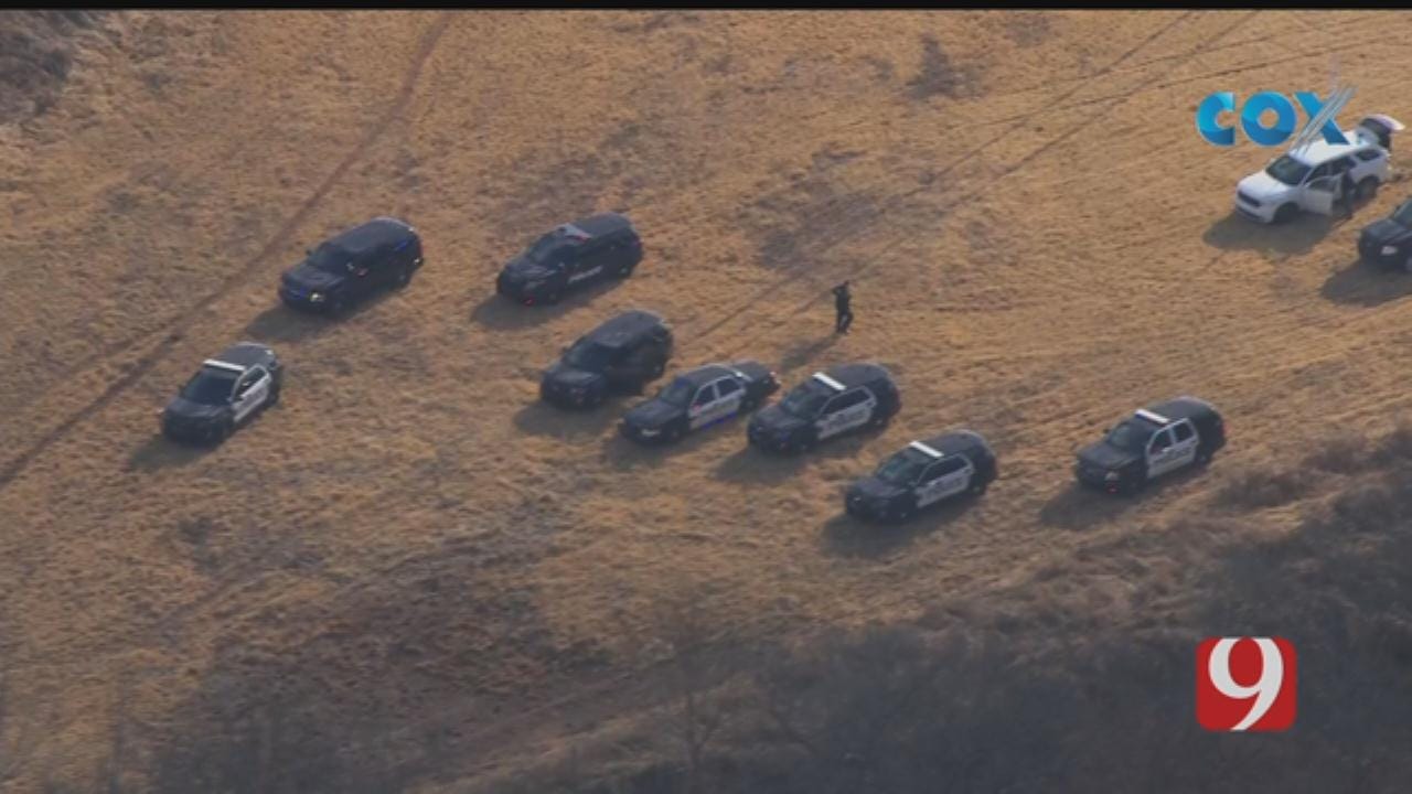 Bob Mills SkyNews 9 Flies Over Search For Suspect In Pottawatomie County