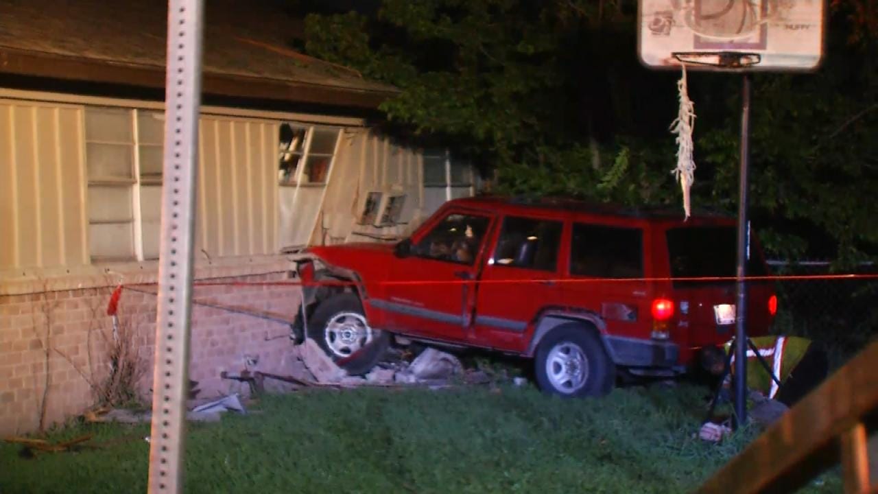 WEB EXTRA: Video From Scene Of Jeep Into Tulsa Duplex