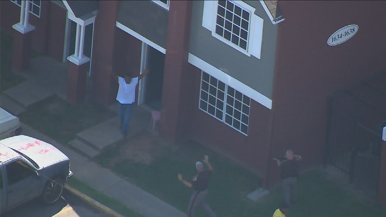 Suspect Surrenders After Standoff At Tulsa Seminole Hills Apartments