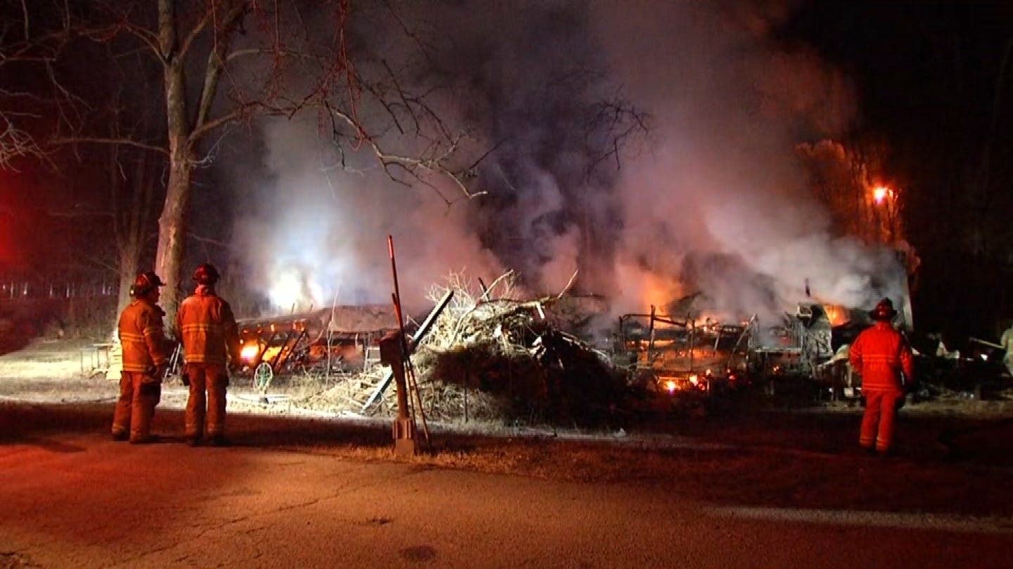 Firefighters Responding To Mobile Home Home Fire Near Sand Springs