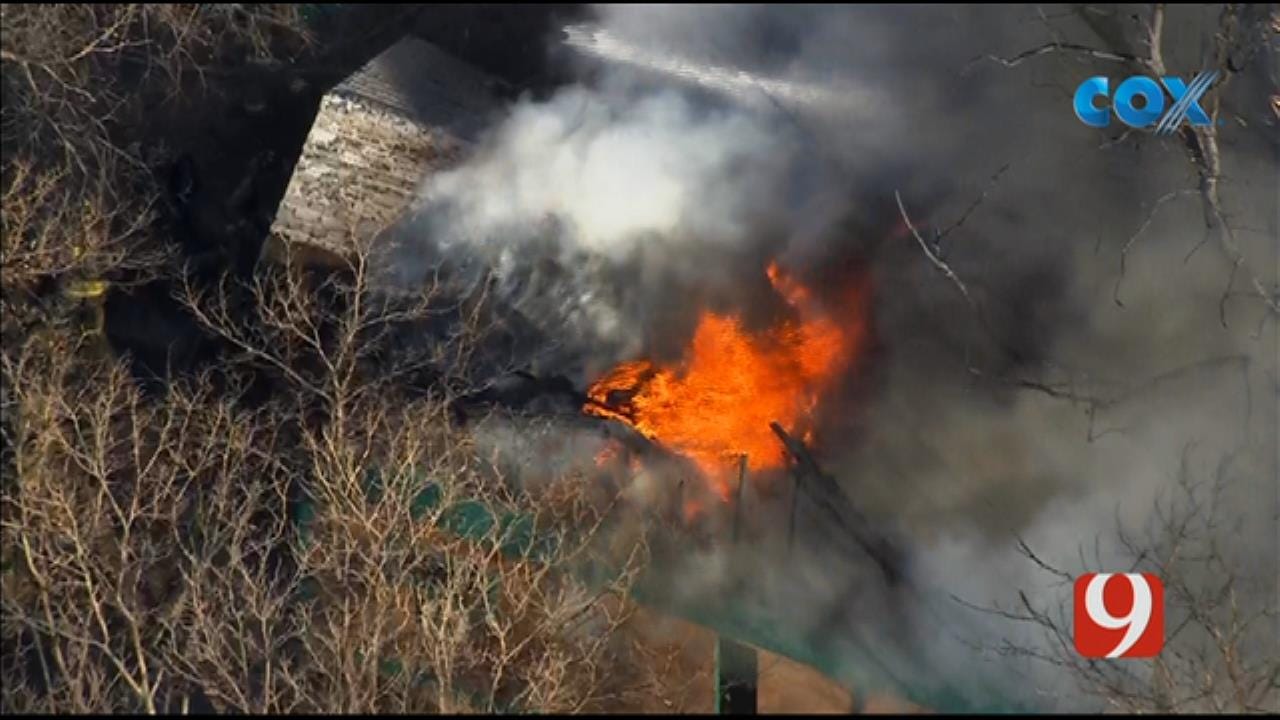 Bob Mills SkyNews 9 Flies Over Scene Of House Fire In SW OKC