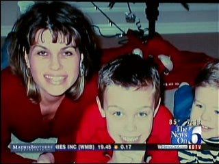 Family Keeps Memory Of Wife And Mother Alive With Race For The Cure