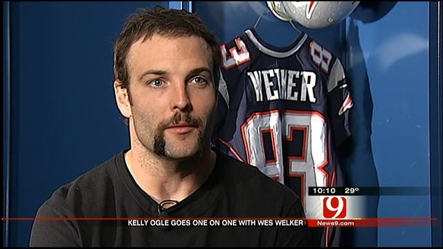 Wes Welker Goes One-On-One With Kelly Ogle