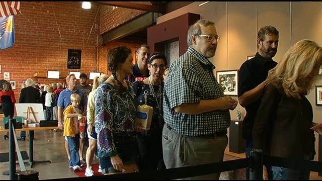 Christmas Movie Filmed In Tulsa Has Preview At Circle Cinema