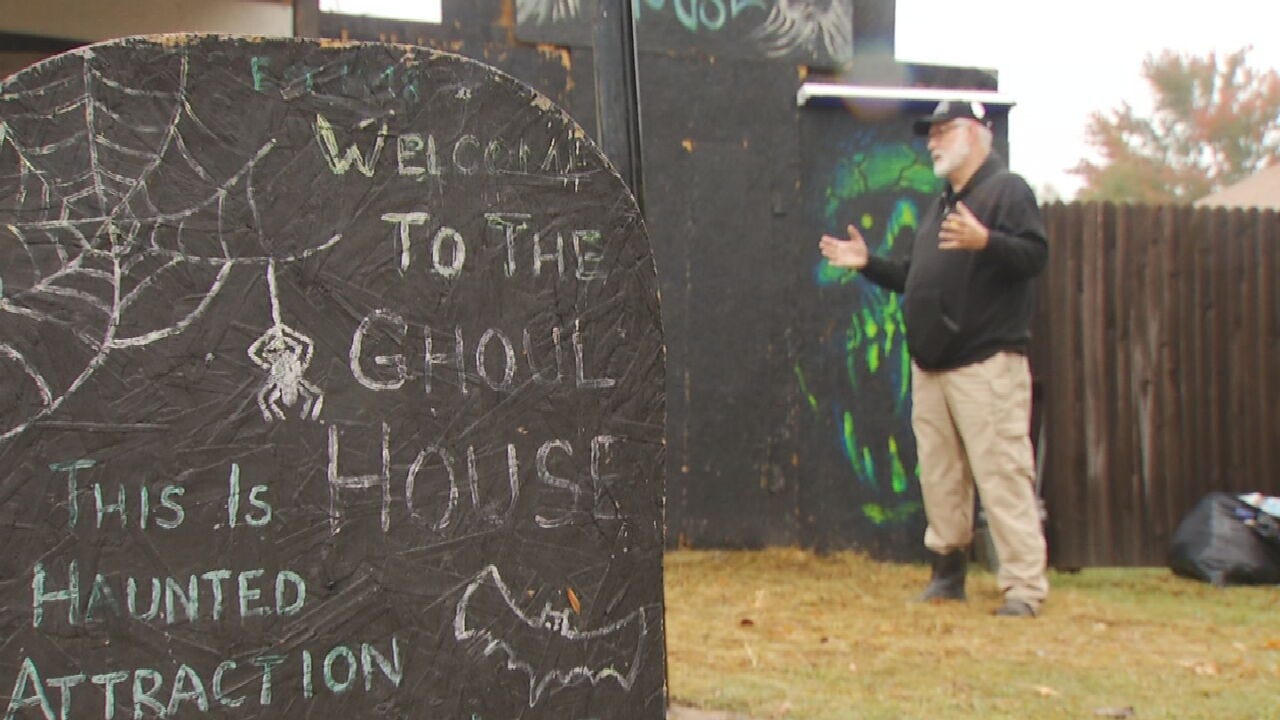 Catoosa Man Goes All Out For Halloween Haunted House