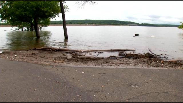 Floodwaters Cause Problems For Oklahoma Vacation Plans