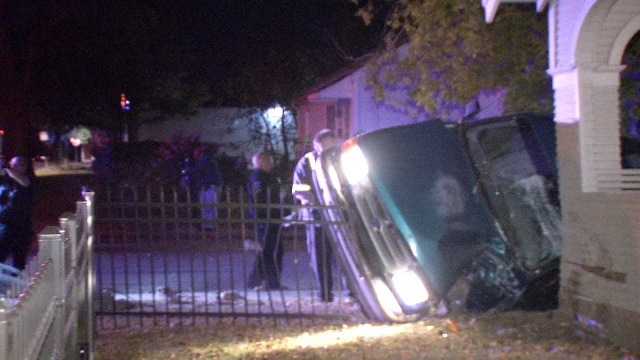 Joseph Holloway: Man Crashes Into House In Tulsa Police Chase