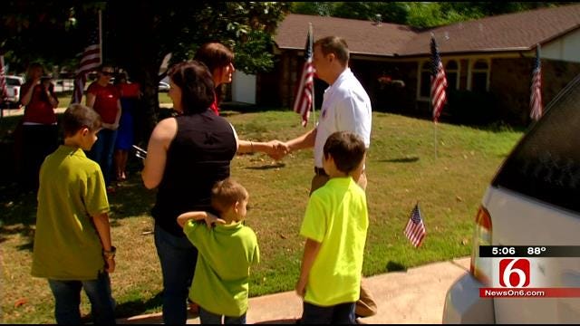 Oklahoma Soldier, Family Receive Keys To New Home