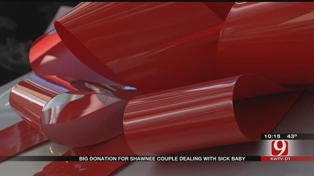 Shawnee Dealership Makes Donation To Family In Need