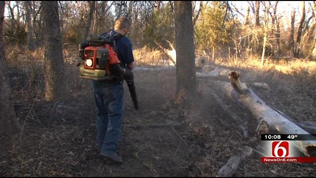 Firefighters Use Leaf Blower To Fight Henryetta Grass Fire