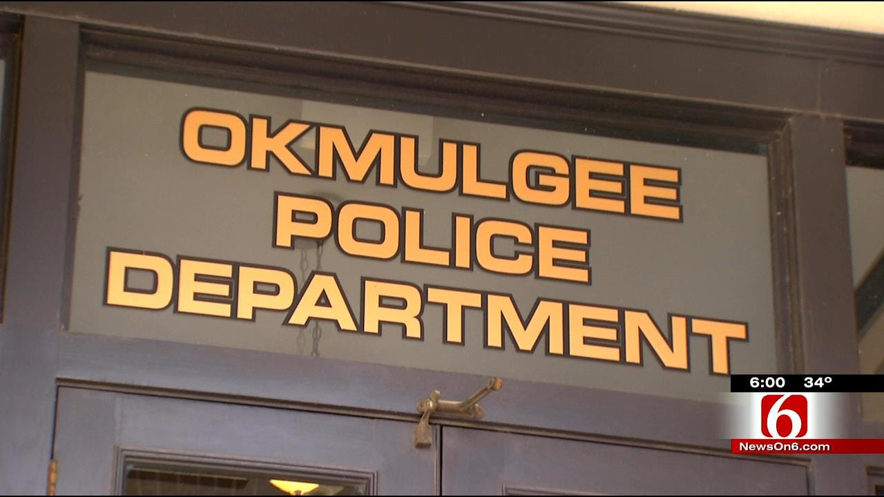 Okmulgee Police: Gun Owner Intervenes When Drunk Diner Pulls Out Knife