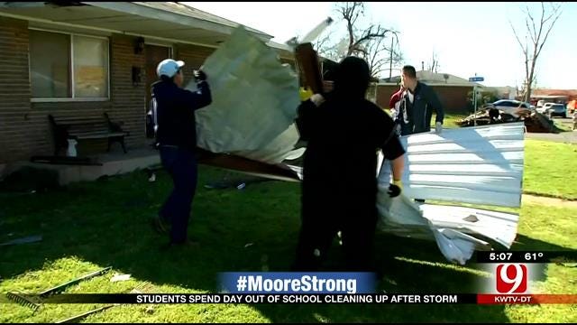 WEB EXTRA: Students Help Clean Up Moore Neighborhood's