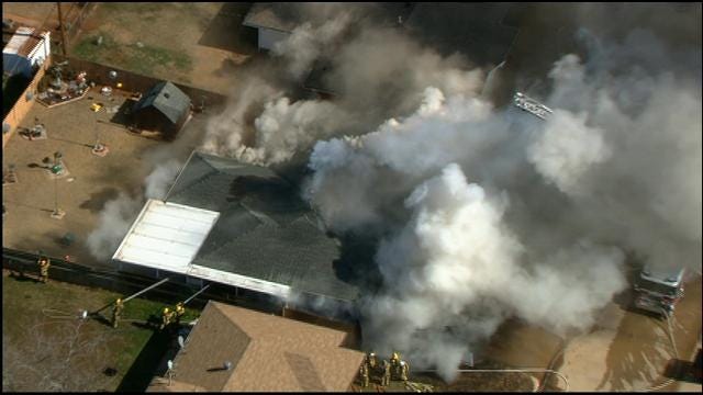 Bob Mills SkyNews 9 HD Over The Scene Of MWC House Fire