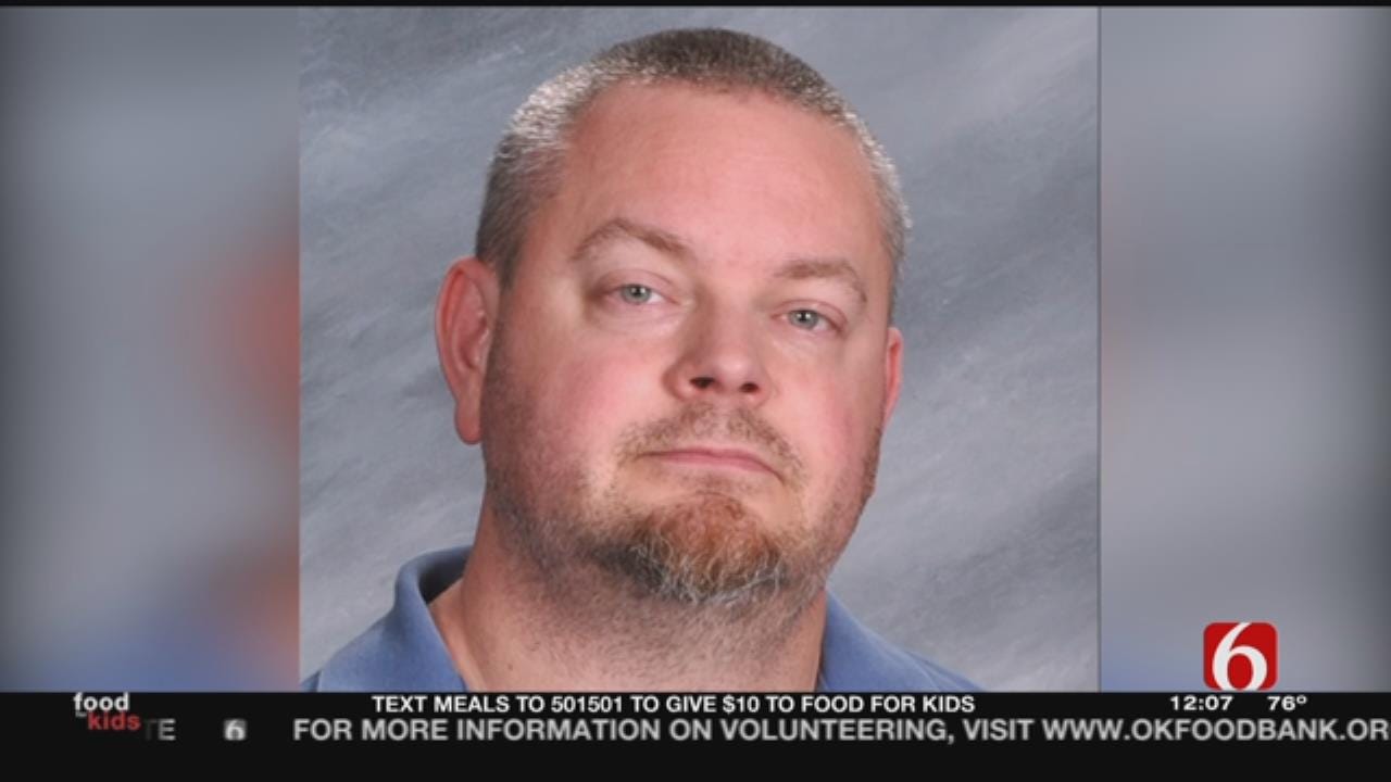 Students Mourn Loss Of Broken Arrow Teacher