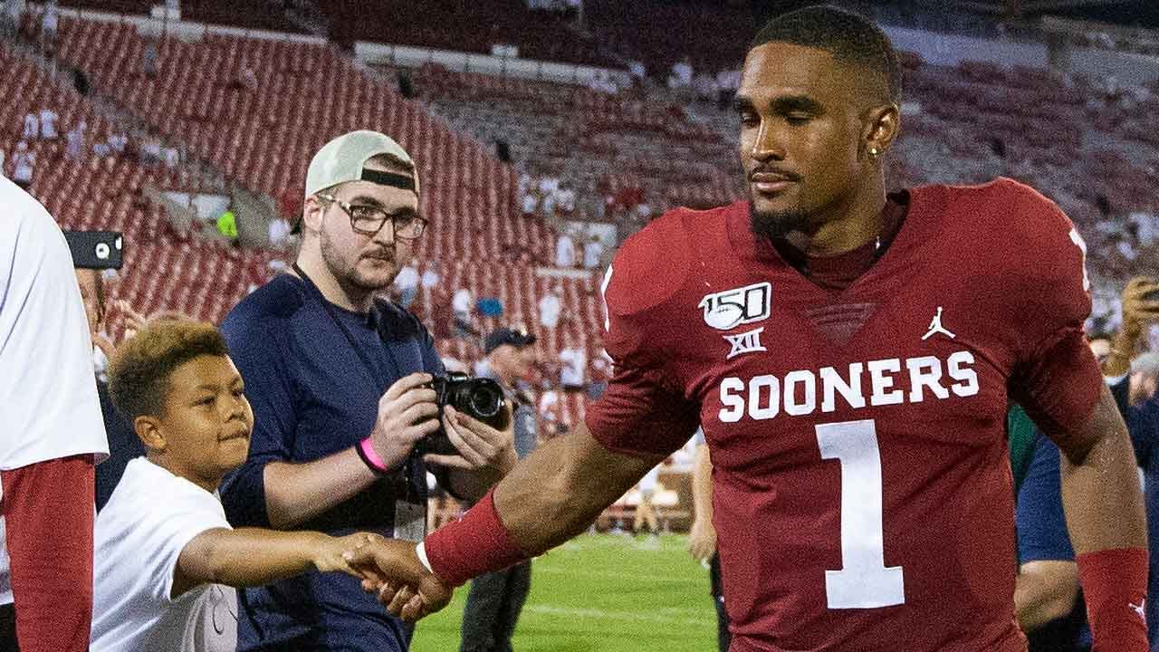 OU's Hurts Wows Everyone But Himself In Debut Game Against Houston