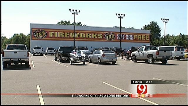 Tiny Town Of Fireworks City Get Big Business For July 4