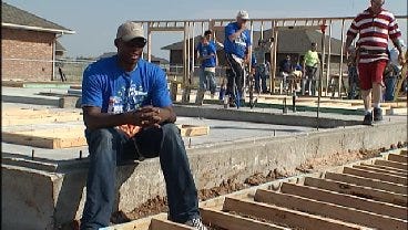 Former NBA Player Star Helps Build Habitat For Humanity Home