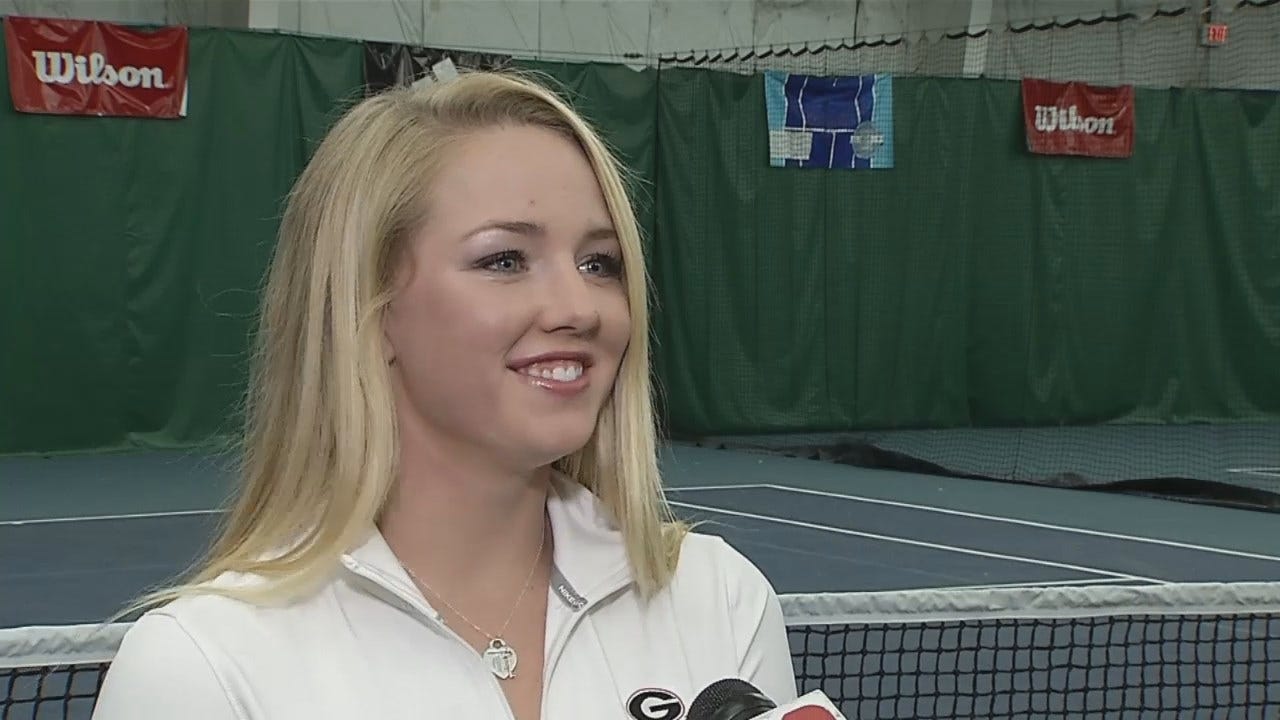 Local Tennis Star Morgan Coppoc Signs With Georgia