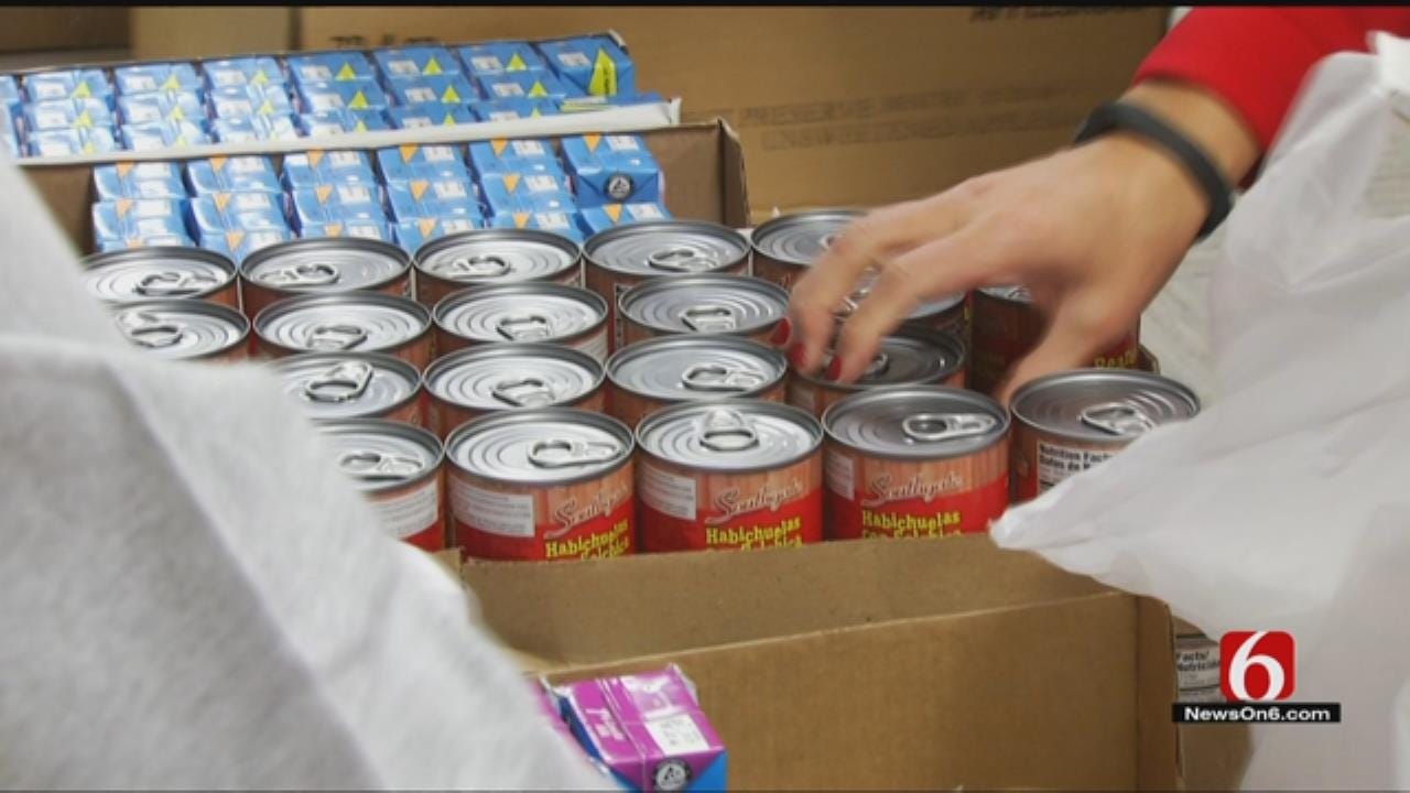 News On 6 Employees Pack 5,000 Bags For 'Food For Kids'