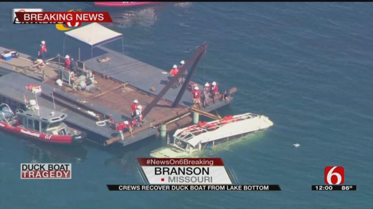 Coast Guard Brings Up Branson Duck Boat