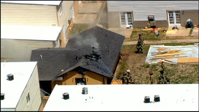 WEB EXTRA: Bob Mills SkyNews 9 Flies Over Fire At NW OKC Apartment Complex