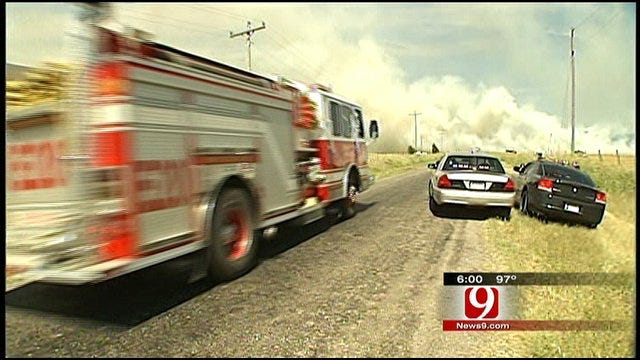 Wildfire Threatens SW Oklahoma City Homes