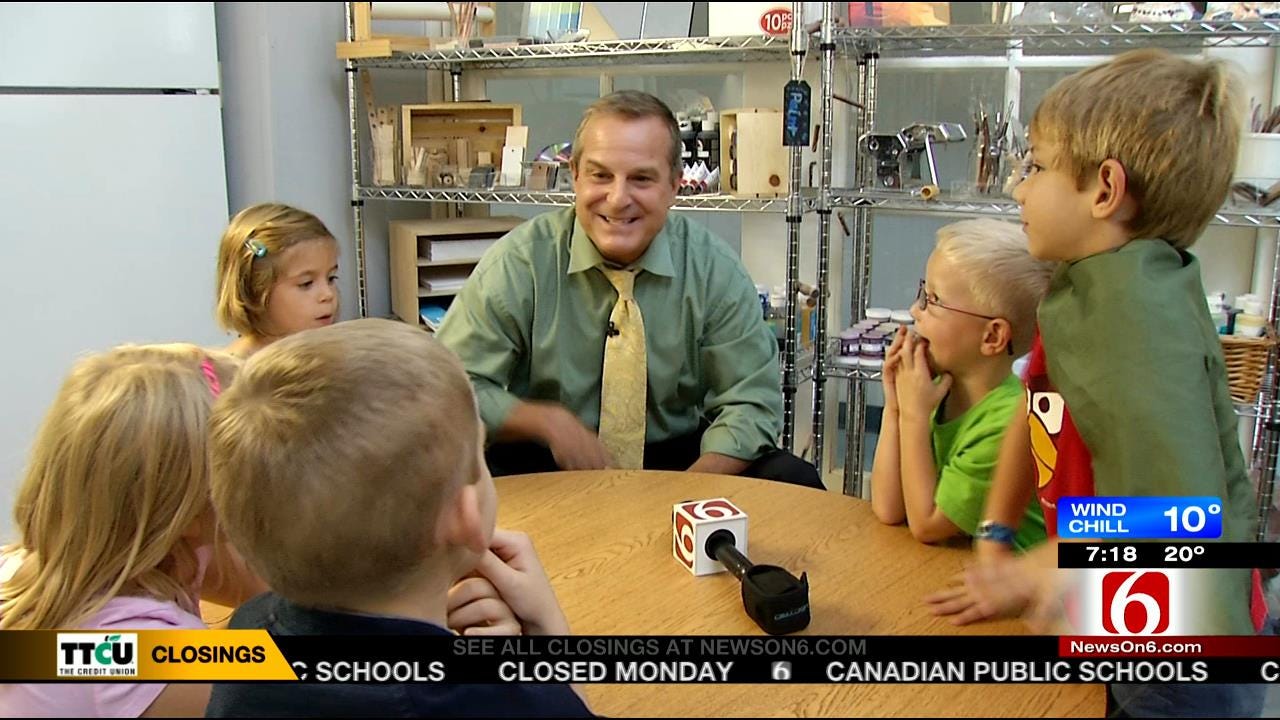 WEB EXTRA: 6 In The Morning Anchor Rich Lenz Conducts Some Q & A With Riverfield Students