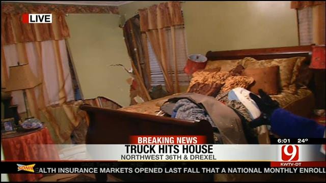 Man Injured After Crashing Pickup Into NW OKC Home