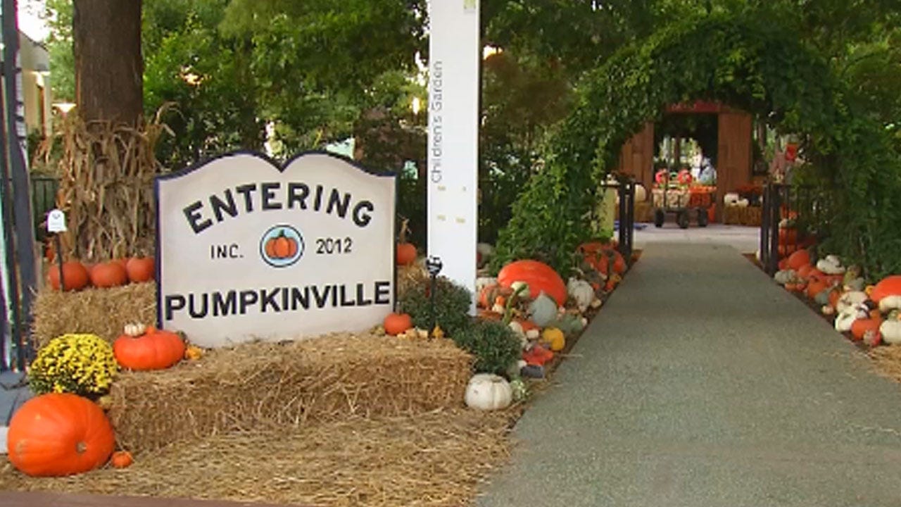 Pumpkinville Open At Myriad Gardens