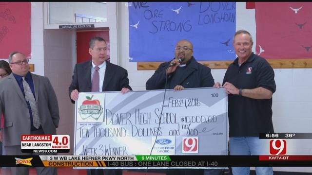 News9 And Metro Ford Of OKC Present $10,000 Check To Dover High School