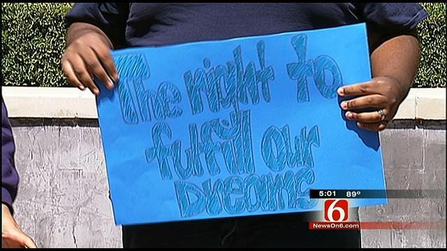 Tulsans Urge Passage Of DREAM Act In Fight For Immigration Reform