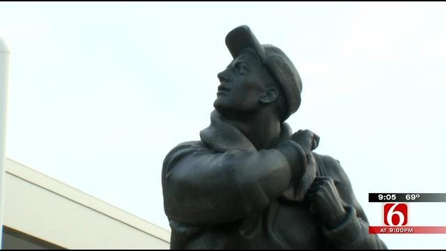 Tulsa Airport Statues Honor Those Who Sacrificed For Country
