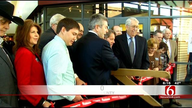 Oklahoma College Opens New Building In Pryor