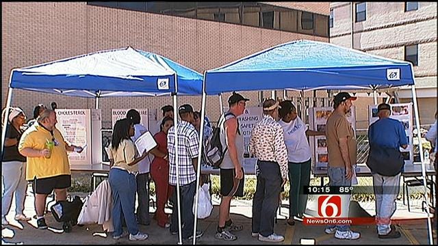 Tulsa Health Center Offers Free Meals For Homeless