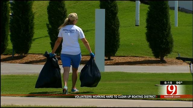 Volunteers Clean Up Oklahoma River Ahead of Weekend Festival