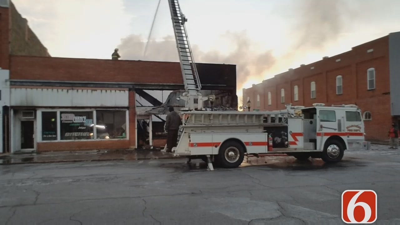 Dave Davis Reports On Downtown Wagoner Building Fire