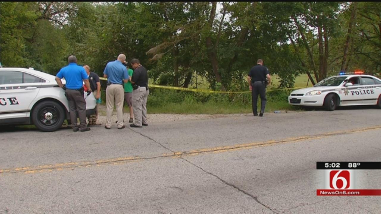 Man's Body Found Along Road In North Tulsa