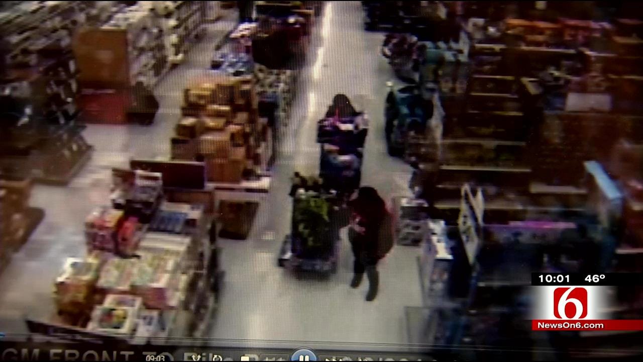 Video Shows Thieves Pepper Spray Sand Springs Walmart Employees