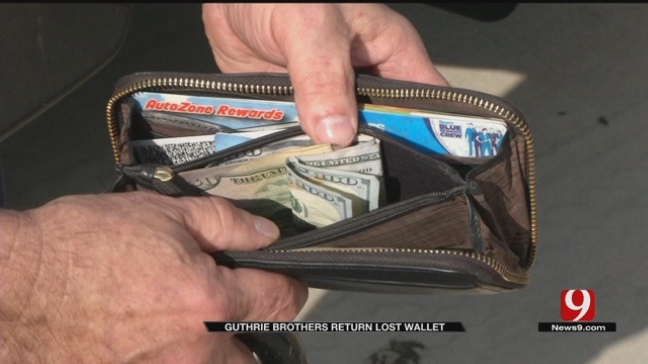 Guthrie Brothers Return Lost Wallet, Cash