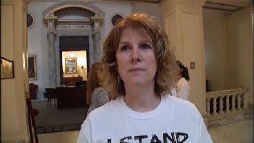 WEB EXTRA: Claremore Teacher Susie Woods Brings Students To State Capitol