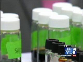 University Of Tulsa Students Hoping To Turn Algae Into Alternative Fuel