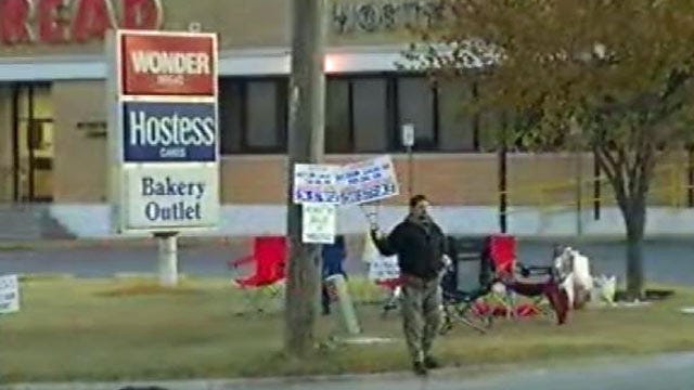 WEB EXTRA: Video Of Two Tulsa Hostess Bakery Strikers Outside Plant Friday Morning